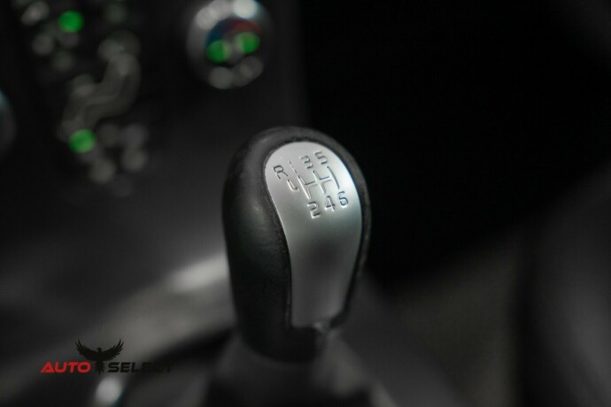 volvo-v50-diesel-2009-big-28