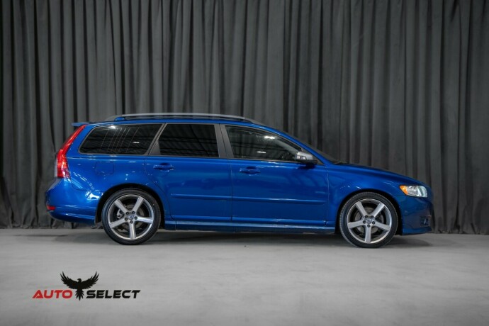 volvo-v50-diesel-2009-big-9