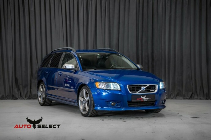 volvo-v50-diesel-2009-big-3