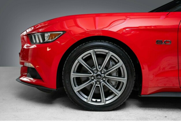 ford-mustang-bensin-2015-big-8