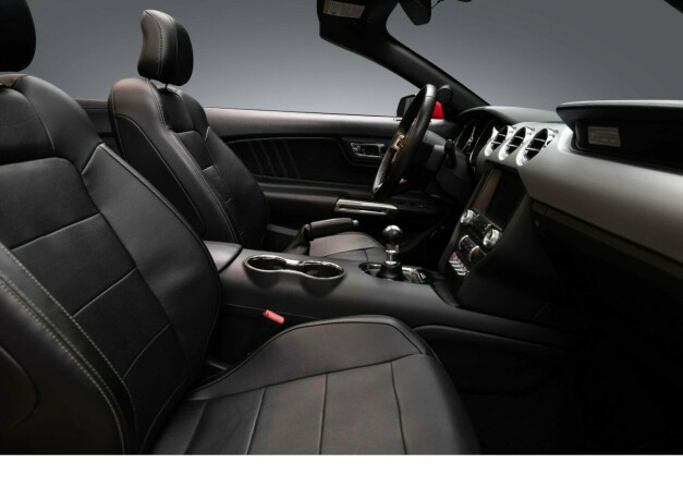 ford-mustang-bensin-2015-big-33