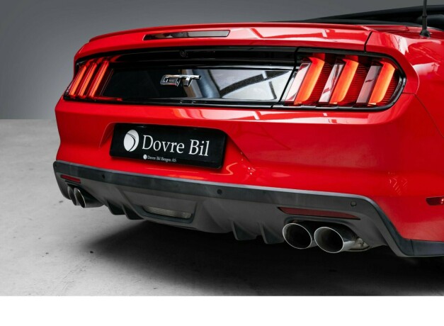 ford-mustang-bensin-2015-big-13