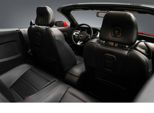 ford-mustang-bensin-2015-big-32