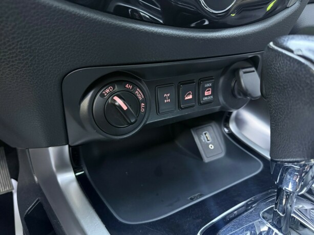 nissan-navara-diesel-2020-big-21