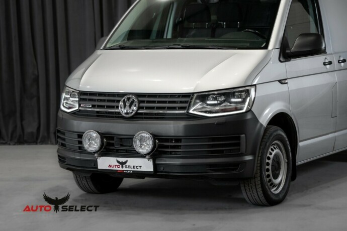 volkswagen-transporter-diesel-2019-big-6