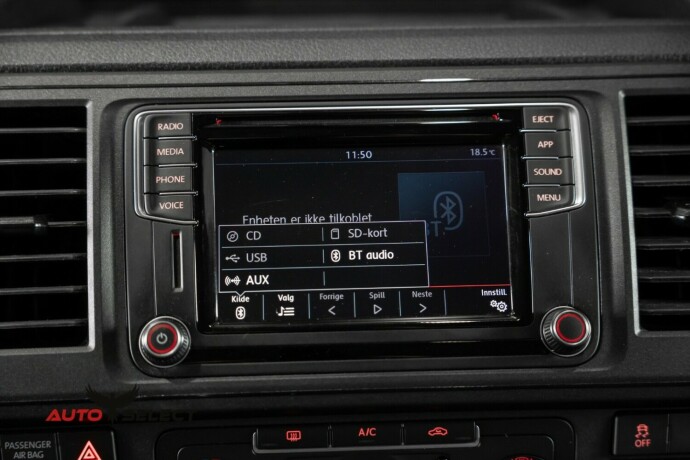 volkswagen-transporter-diesel-2019-big-34