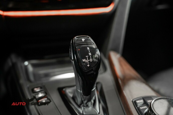 bmw-3-serie-bensin-2012-big-33