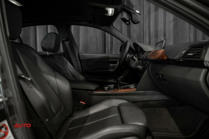 bmw-3-serie-bensin-2012-big-16