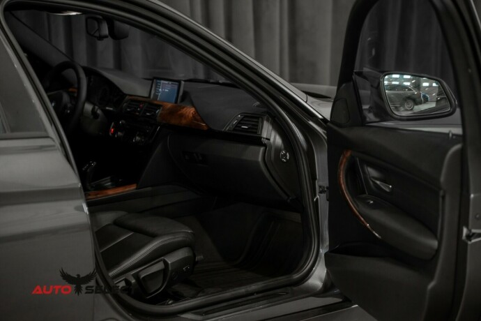 bmw-3-serie-bensin-2012-big-15