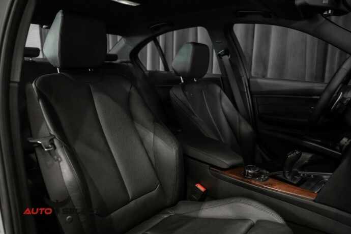 bmw-3-serie-bensin-2012-big-17