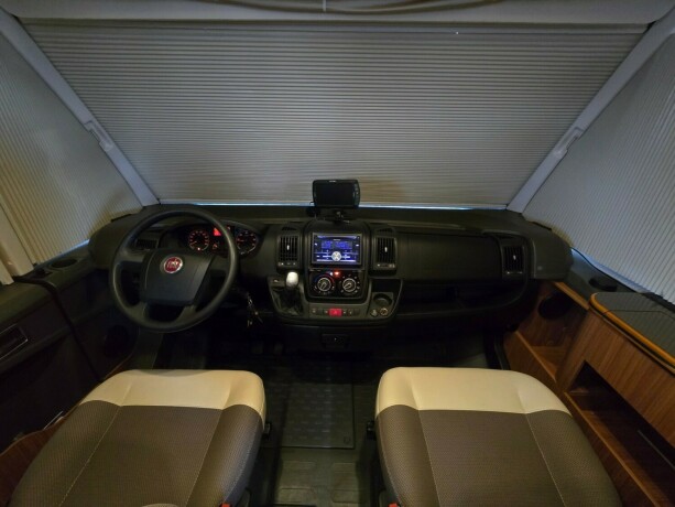 adria-sonic-1700sc-diesel-2014-big-17