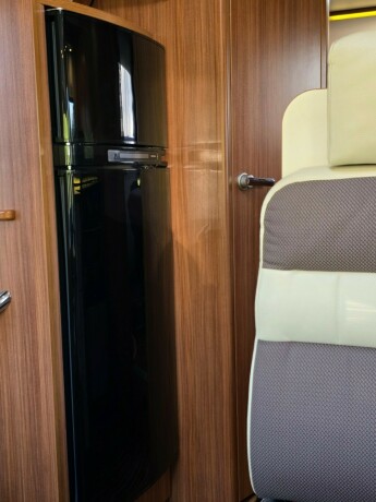 adria-sonic-1700sc-diesel-2014-big-5