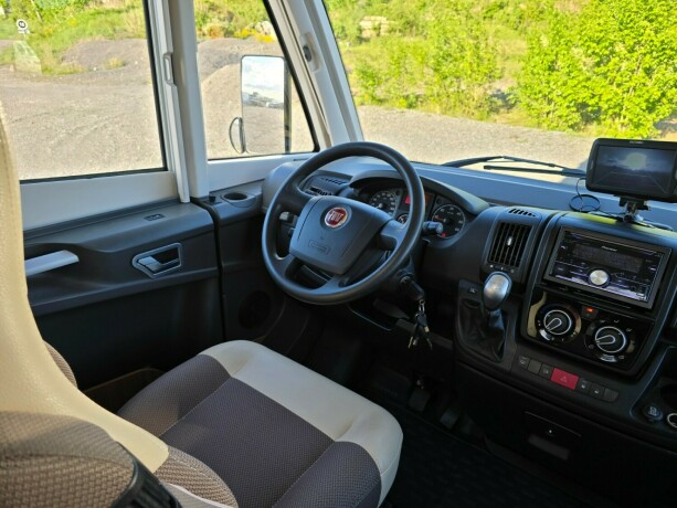 adria-sonic-1700sc-diesel-2014-big-46