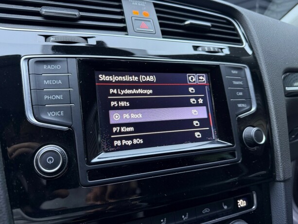 volkswagen-golf-bensin-2014-big-19