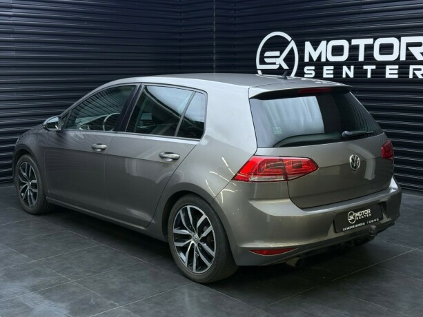 volkswagen-golf-bensin-2014-big-1