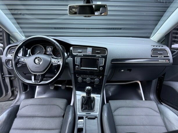 volkswagen-golf-bensin-2014-big-8