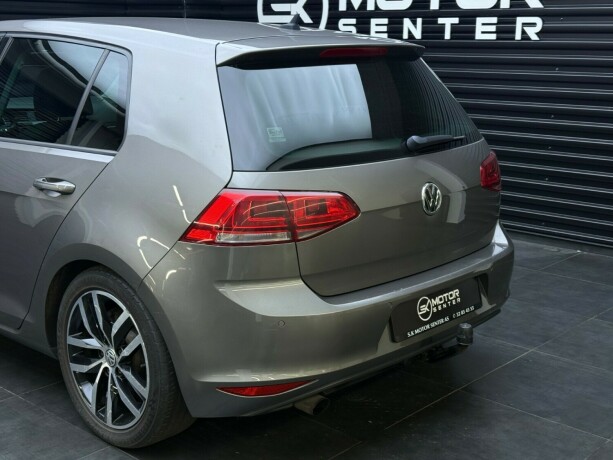 volkswagen-golf-bensin-2014-big-5