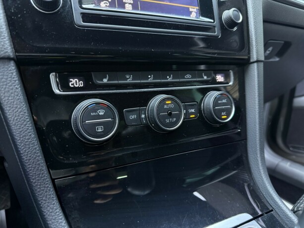 volkswagen-golf-bensin-2014-big-20