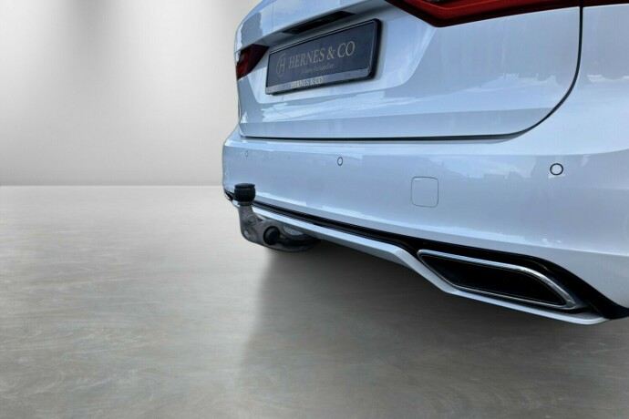 volvo-v90-elektrisitetbensin-2018-big-11