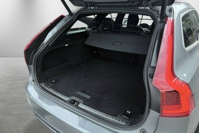 volvo-v90-elektrisitetbensin-2019-big-9