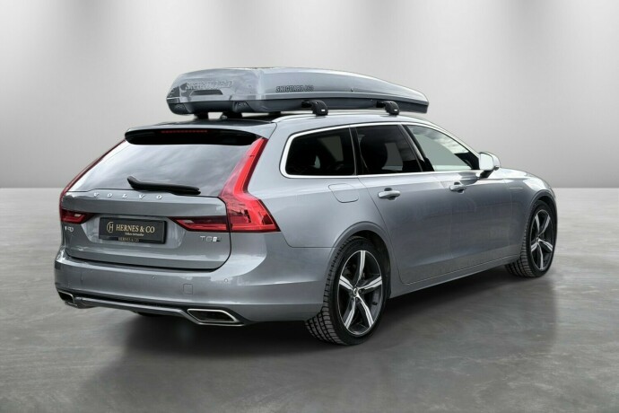 volvo-v90-elektrisitetbensin-2019-big-3