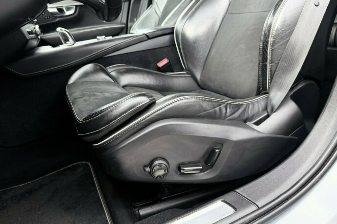 volvo-v90-elektrisitetbensin-2019-big-16