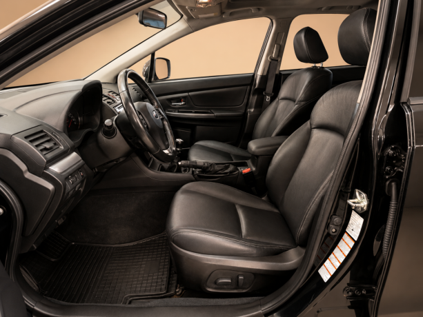 subaru-xv-diesel-2012-big-17