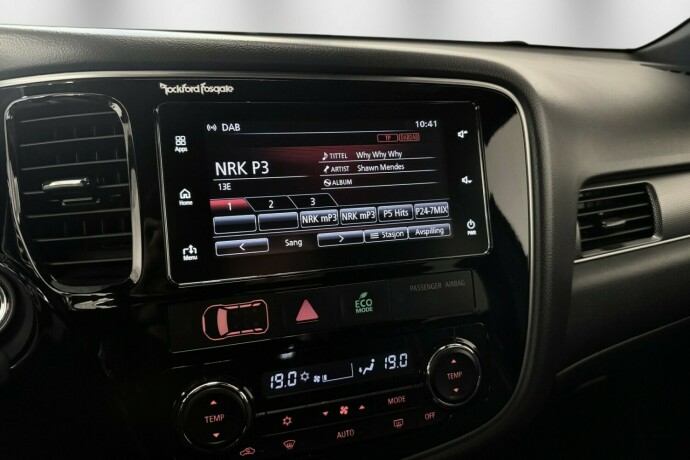 mitsubishi-outlander-elektrisitetbensin-2018-big-27