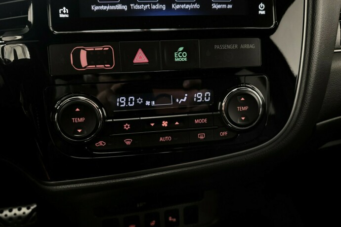 mitsubishi-outlander-elektrisitetbensin-2018-big-31