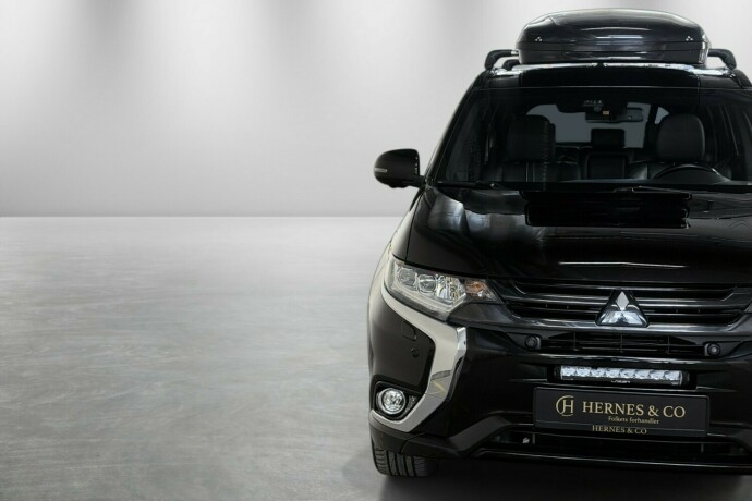 mitsubishi-outlander-elektrisitetbensin-2018-big-3