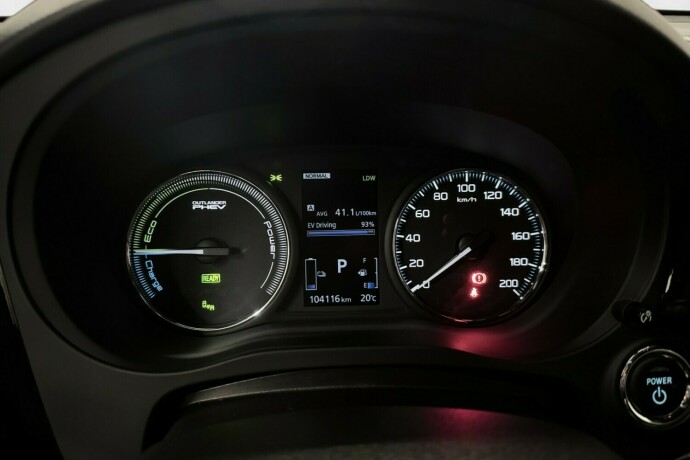 mitsubishi-outlander-elektrisitetbensin-2018-big-38