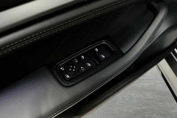porsche-taycan-elektrisitet-2023-big-16