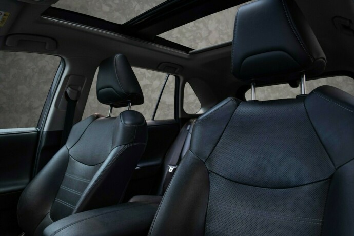 toyota-rav4-elektrisitetbensin-2019-big-31