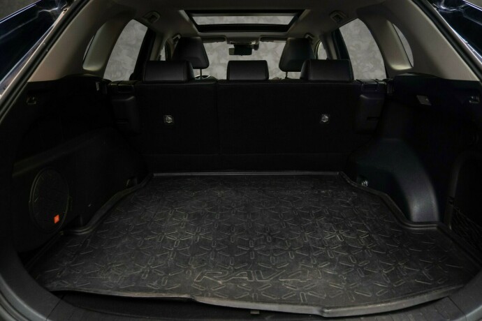 toyota-rav4-elektrisitetbensin-2019-big-37