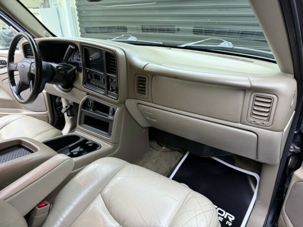 chevrolet-tahoe-bensin-2003-big-11