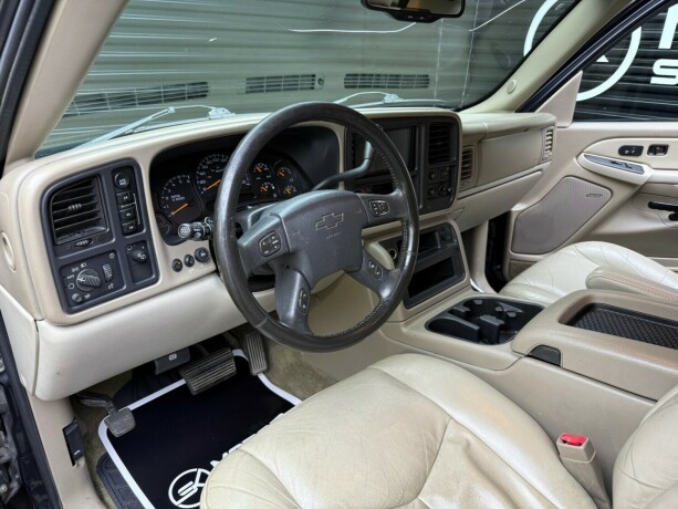 chevrolet-tahoe-bensin-2003-big-10