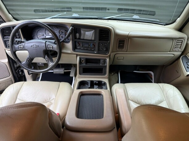 chevrolet-tahoe-bensin-2003-big-9