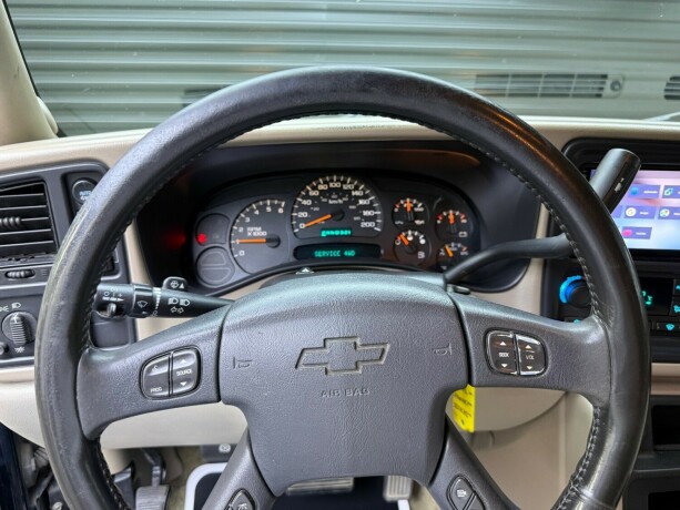 chevrolet-tahoe-bensin-2003-big-13