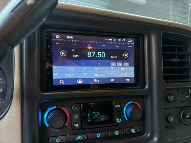 chevrolet-tahoe-bensin-2003-big-20