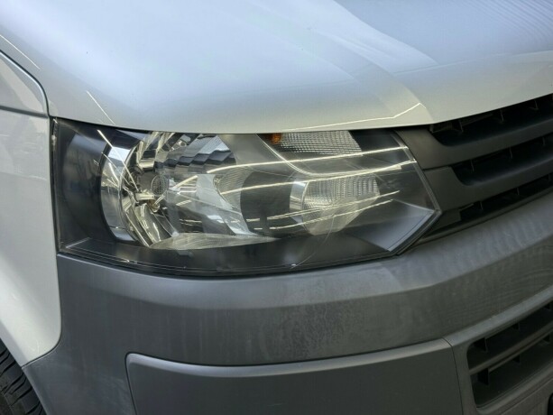 volkswagen-transporter-diesel-2013-big-3