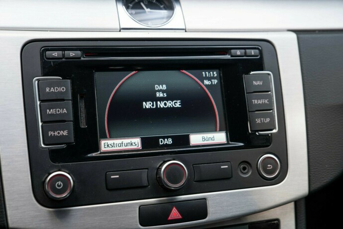 volkswagen-passat-alltrack-diesel-2012-big-19