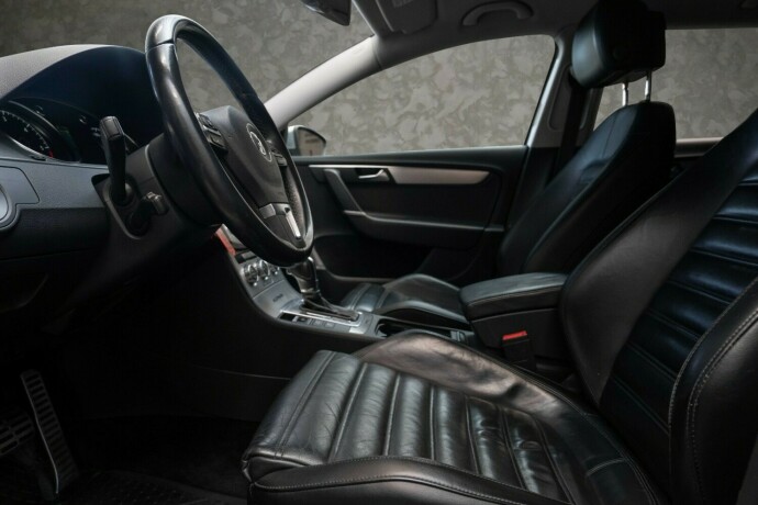 volkswagen-passat-alltrack-diesel-2012-big-21