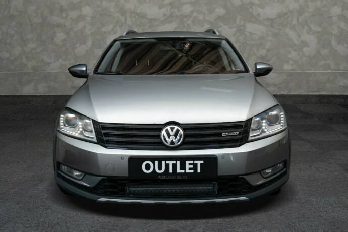 volkswagen-passat-alltrack-diesel-2012-big-6