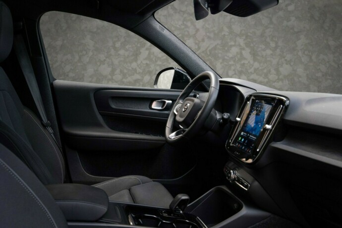 volvo-xc-40-elektrisitet-2023-big-29