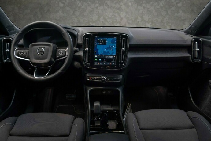 volvo-xc-40-elektrisitet-2023-big-27