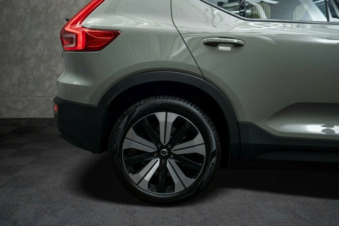 volvo-xc-40-elektrisitet-2023-big-8