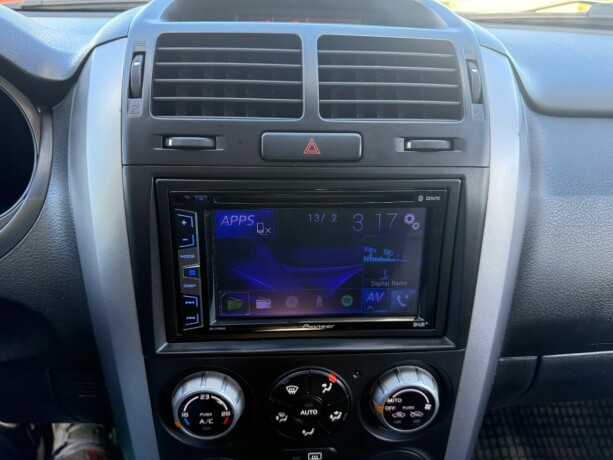 suzuki-grand-vitara-bensin-2008-big-14