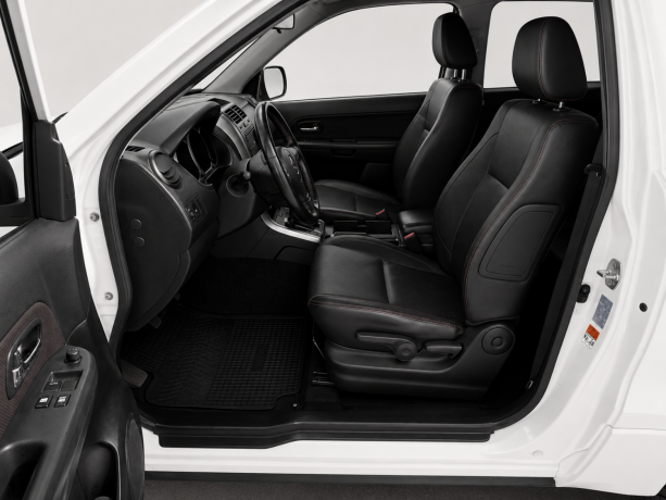 suzuki-grand-vitara-bensin-2008-big-12