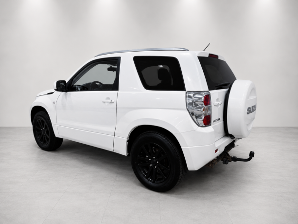 suzuki-grand-vitara-bensin-2008-big-3