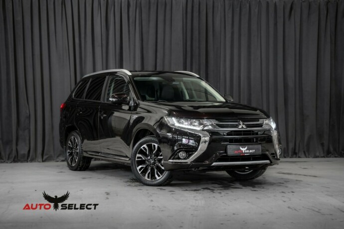 mitsubishi-outlander-elektrisitetbensin-2016-big-0